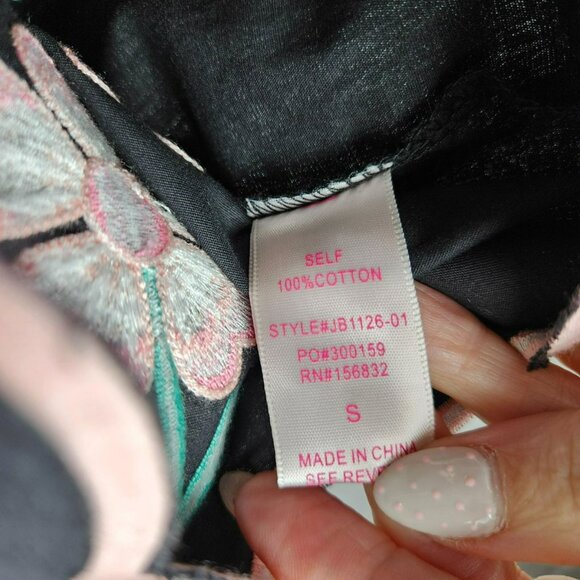 So Me Floral Embroidered Black Crop Top Shorts Set Womens S Summer Vacation NWT - Picture 6 of 13